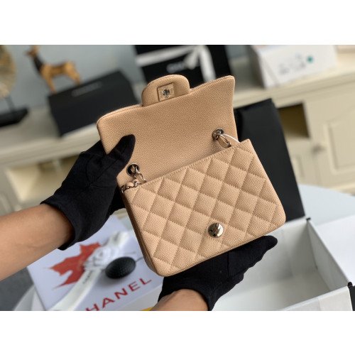 Chanel Flap Bag 17cm (Mini) - Image 4