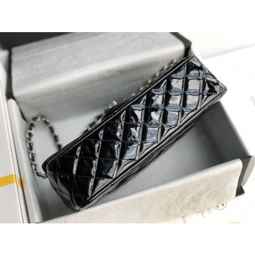 Chanel Flap Bag 25cm (Medium) - Image 6