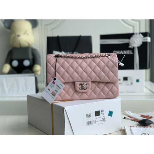 Chanel Flap Bag 25cm (Medium)