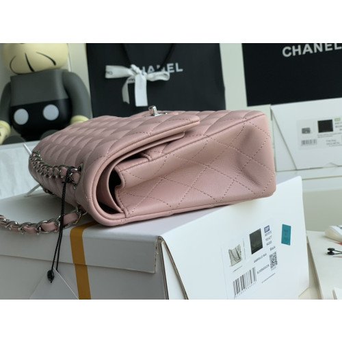 Chanel Flap Bag 25cm (Medium) - Image 10