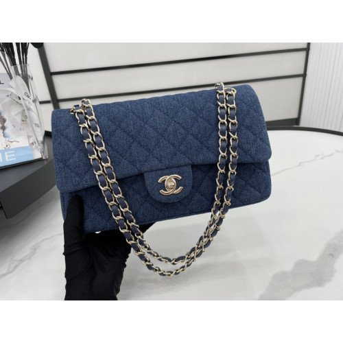 Chanel Flap Bag 25cm (Medium) - Image 4