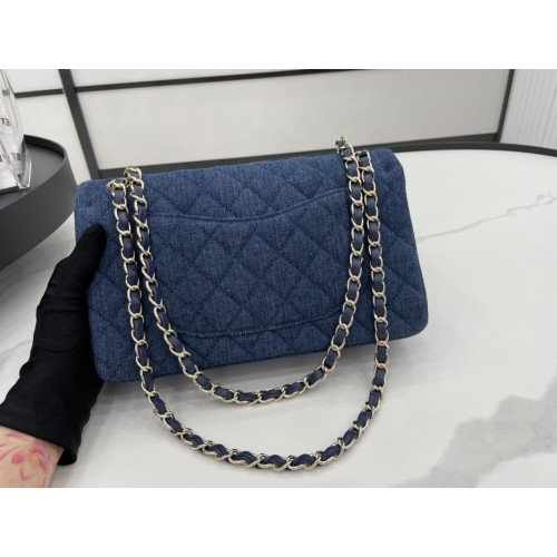 Chanel Flap Bag 25cm (Medium) - Image 5
