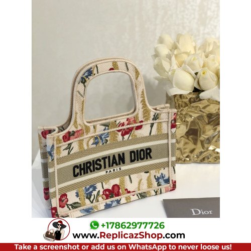 Dior Book Tote Mini 22.5cm - Image 4