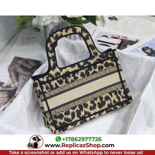 Dior Book Tote Mini 22.5cm - Image 5