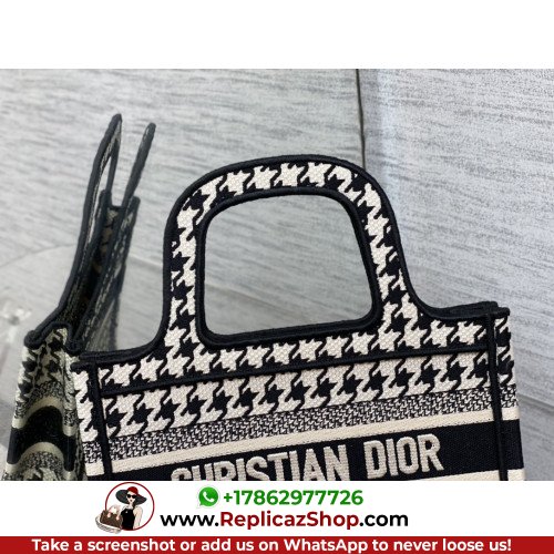 Dior Book Tote Mini 22.5cm - Image 5