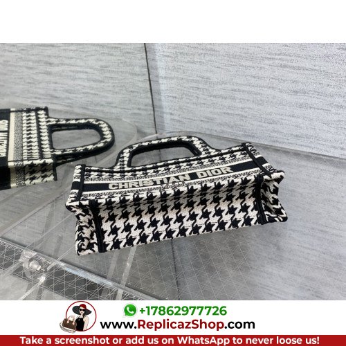 Dior Book Tote Mini 22.5cm - Image 8