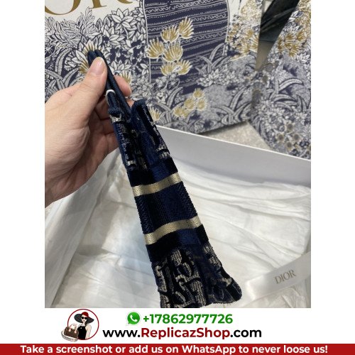 Dior Book Tote Mini 22.5cm - Image 2