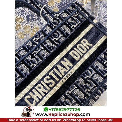 Dior Book Tote Mini 22.5cm - Image 5