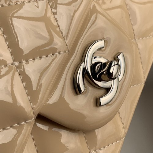 Chanel Flap Bag 17cm (Mini) - Image 9