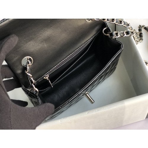 Chanel Flap Bag 17cm (Mini) - Image 5
