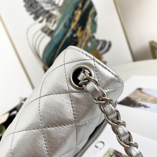 Chanel Flap Bag 17cm (Mini) - Image 6