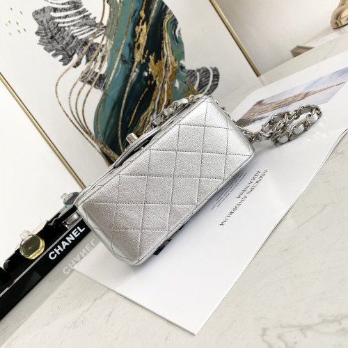 Chanel Flap Bag 17cm (Mini) - Image 7