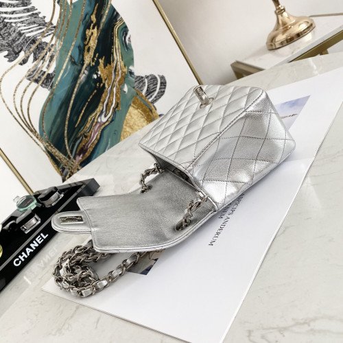 Chanel Flap Bag 17cm (Mini) - Image 8