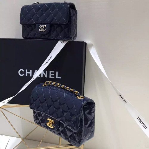 Chanel Flap Bag 20cm (Mini) - Image 4