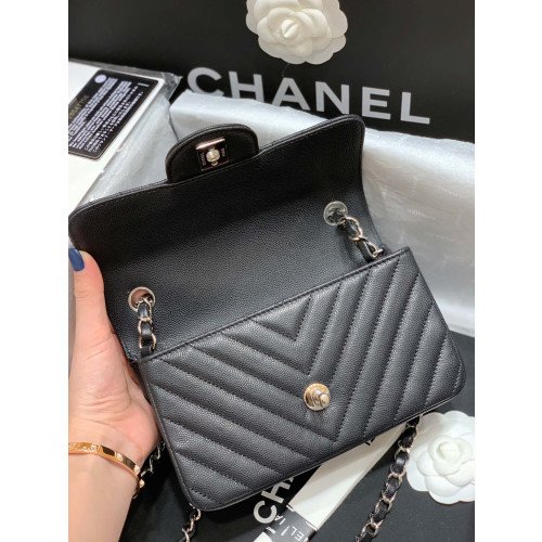 Chanel Flap Bag 20cm (Mini) - Image 8