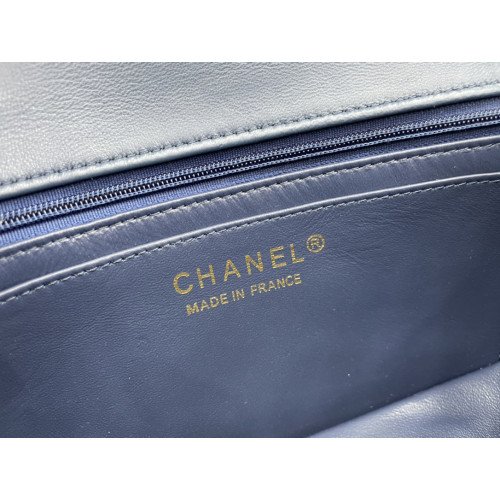 Chanel Flap Bag 20cm (Mini) - Image 6