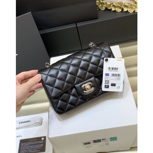 Chanel Flap Bag 20cm (Mini)