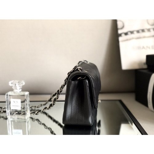 Chanel Flap Bag 20cm (Mini) - Image 10