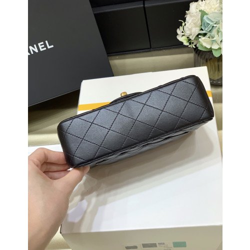 Chanel Flap Bag 20cm (Mini) - Image 8