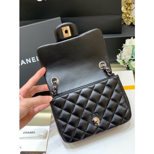 Chanel Flap Bag 17cm (Mini) - Image 7