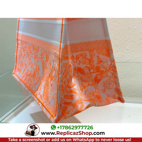 Dior Book Tote Large 42cm - Image 6