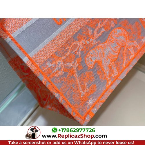 Dior Book Tote Large 42cm - Image 8