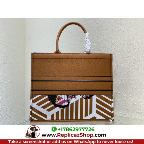 Dior Book Tote Large 42cm - Image 2