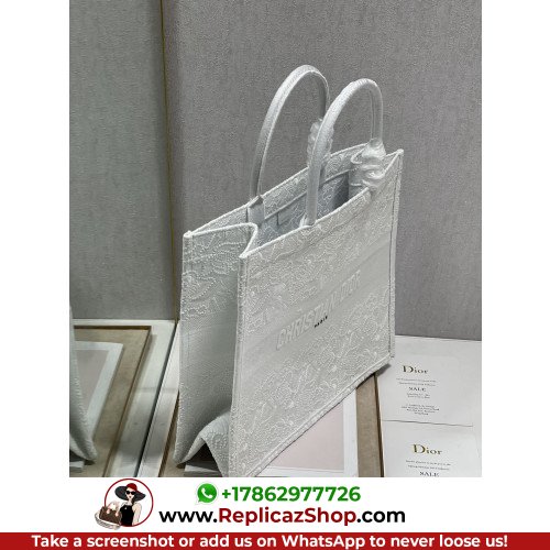 Dior Book Tote Large 42cm - Image 6