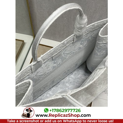 Dior Book Tote Large 42cm - Image 9
