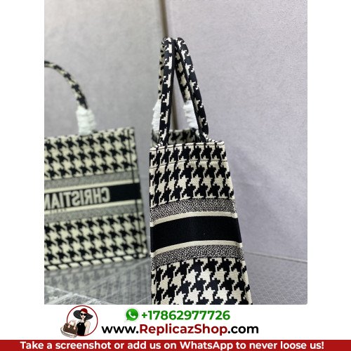 Dior Book Tote Medium 36cm - Image 7