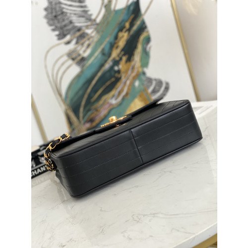 Chanel Flap Bag 30cm (Jumbo) - Image 3