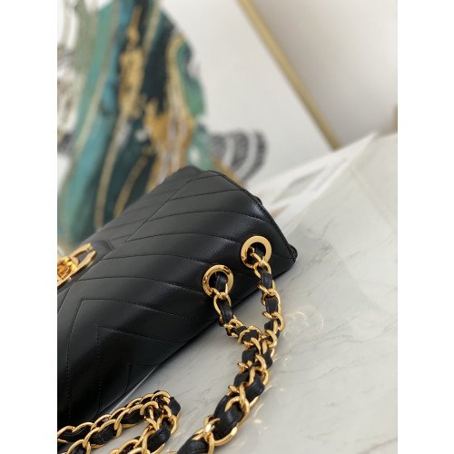 Chanel Flap Bag 30cm (Jumbo) - Image 9