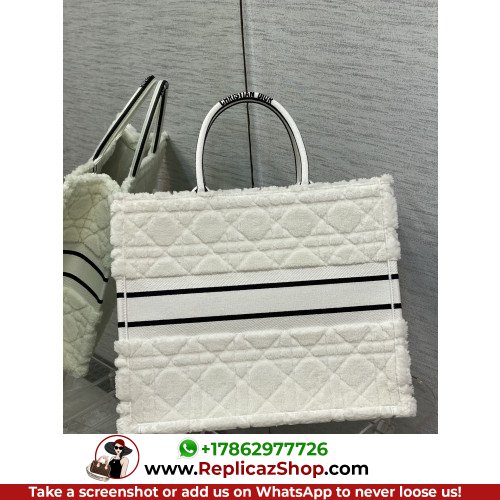 Dior Book Tote Large 42cm - Image 2