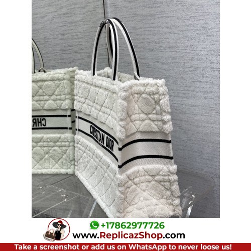 Dior Book Tote Large 42cm - Image 3