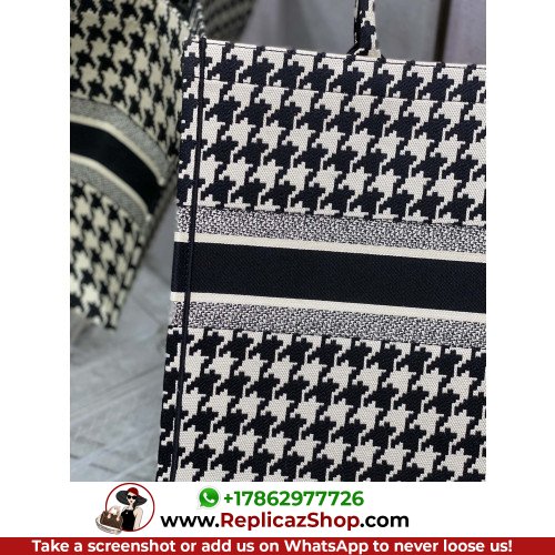 Dior Book Tote Large 42cm - Image 2