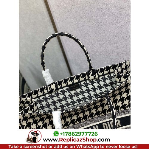 Dior Book Tote Large 42cm - Image 5