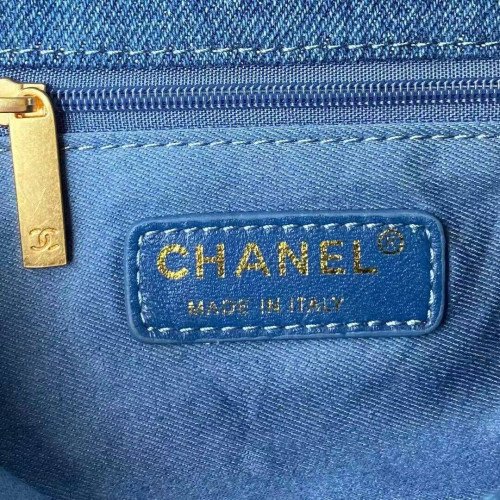 Chanel Flap Bag 20cm (Mini) - Image 7