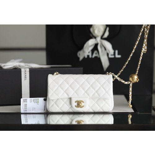 Chanel Flap Bag 20cm (Mini) - Image 10