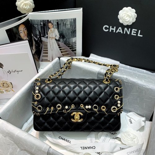 Chanel Flap Bag 25cm (Medium) - Image 10