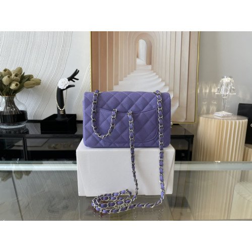 Chanel Flap Bag 20cm (Mini) - Image 10