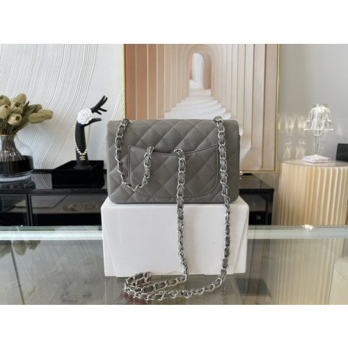 Chanel Flap Bag 20cm (Mini) - Image 3