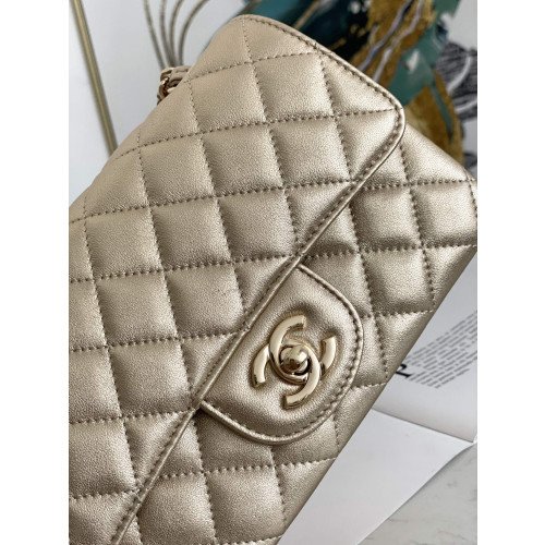 Chanel Flap Bag 20cm (Mini) - Image 8
