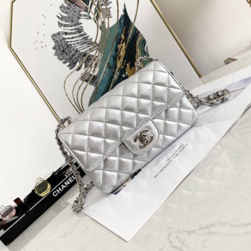 Chanel Flap Bag 20cm (Mini)