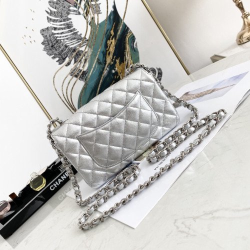 Chanel Flap Bag 20cm (Mini) - Image 5