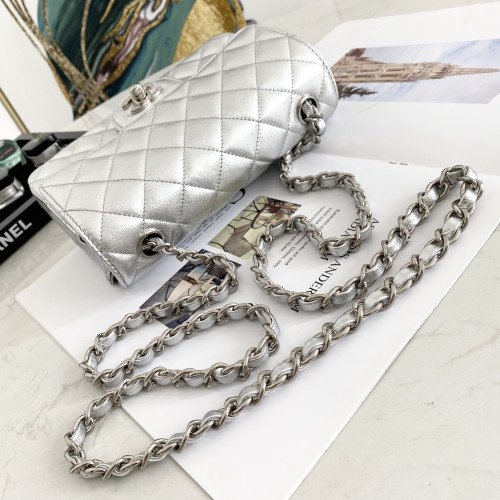 Chanel Flap Bag 20cm (Mini) - Image 6