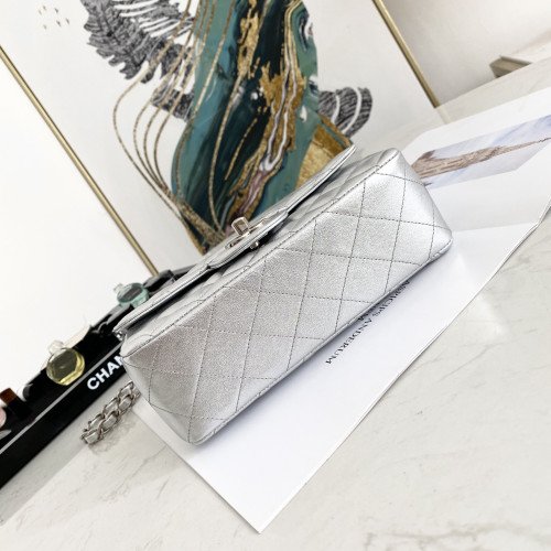 Chanel Flap Bag 20cm (Mini) - Image 7