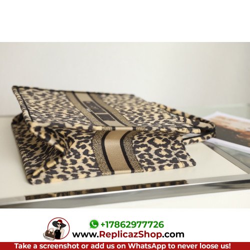 Dior Book Tote Large 42cm - Image 9