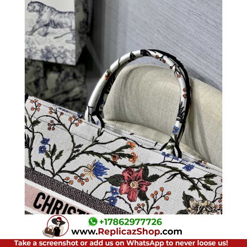 Dior Book Tote Large 42cm - Image 7