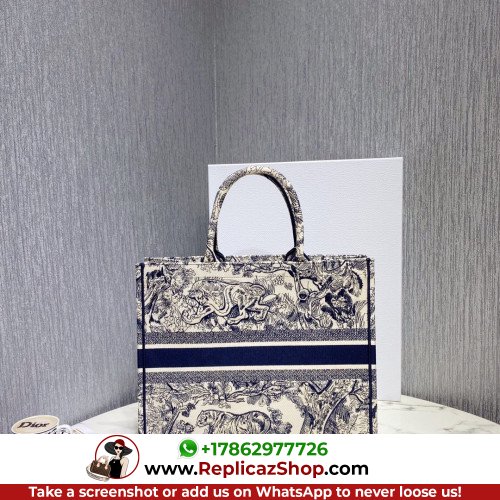 Dior Book Tote Large 42cm - Image 3