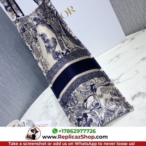 Dior Book Tote Large 42cm - Image 4